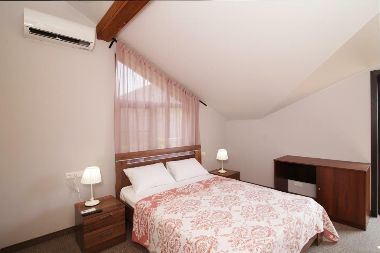 Отель 14 Gagra Exterior foto